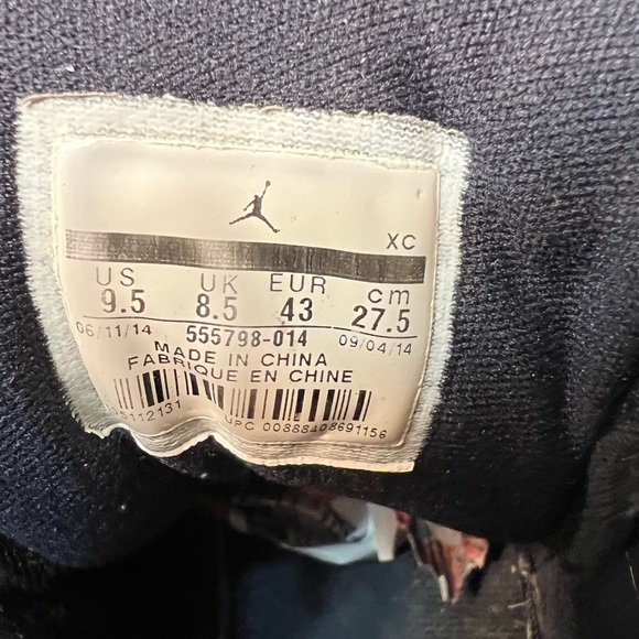 Men’s Jordan shoes - Picture 4 of 5